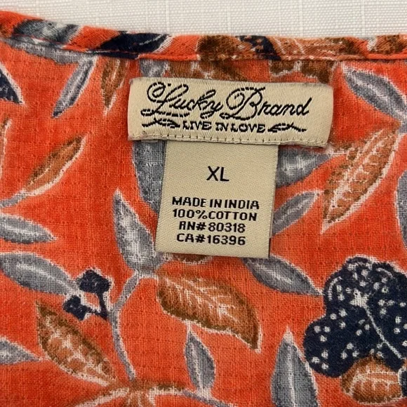 Lucky Brand / Boho Top / Host Pick - Picture 5 of 7